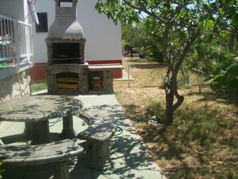 Apartmani Paklenica Starigrad Paklenica Ngoại thất bức ảnh